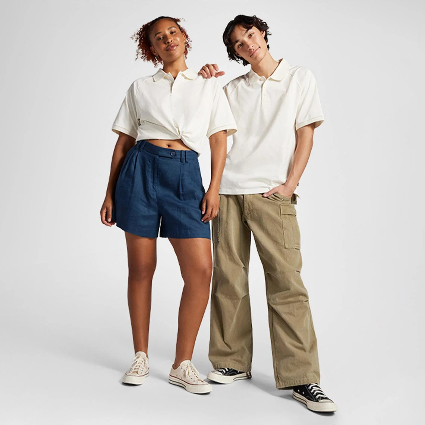 Polo Converse Marquis para mujer - Polo de manga corta color crudo con cuello clásico - Imagen 2