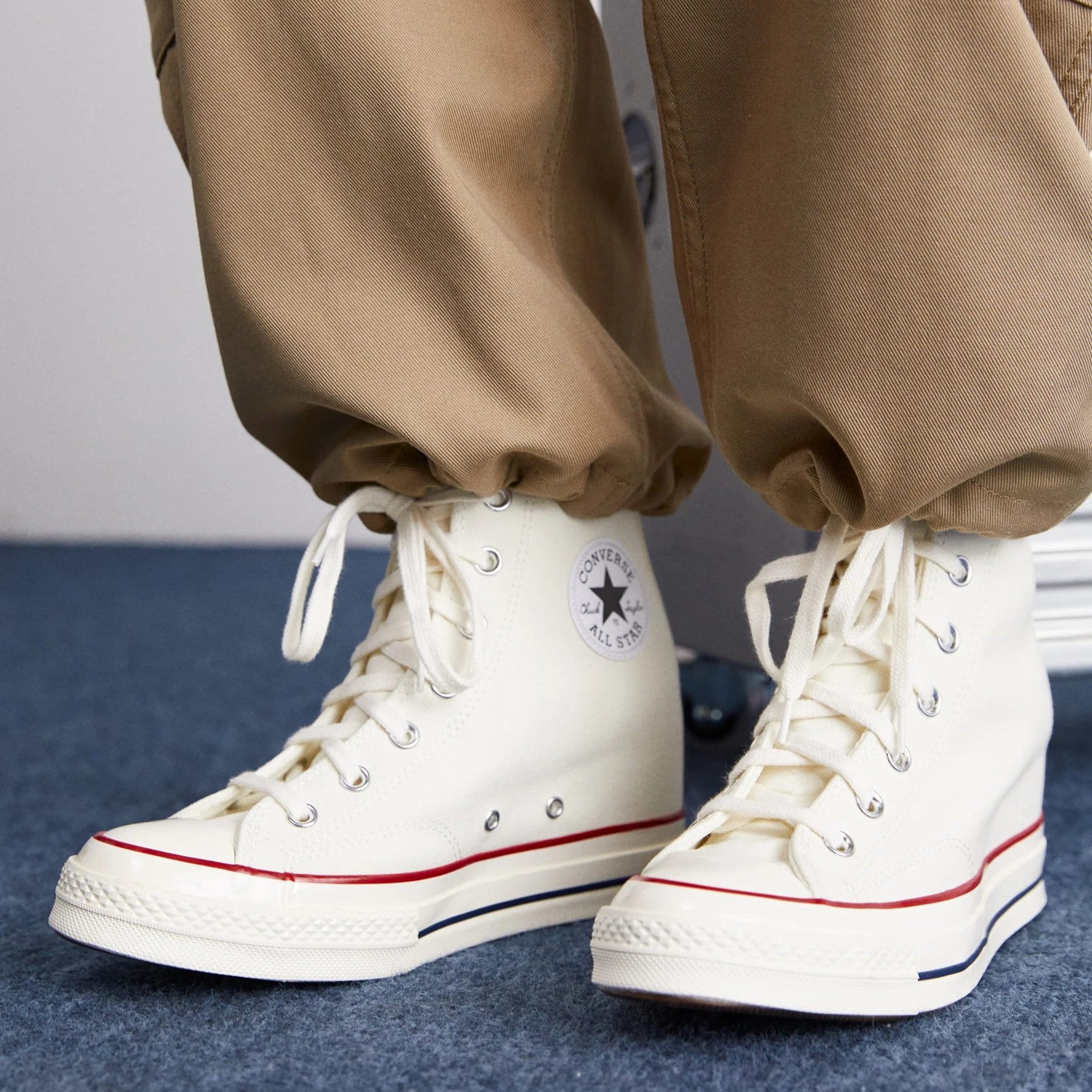 Converse Chuck 70 Wedge Hi para mujer - Zapatillas altas con cuña interna de lona en blanco roto - Sneakers con plataforma oculta - Imagen 6